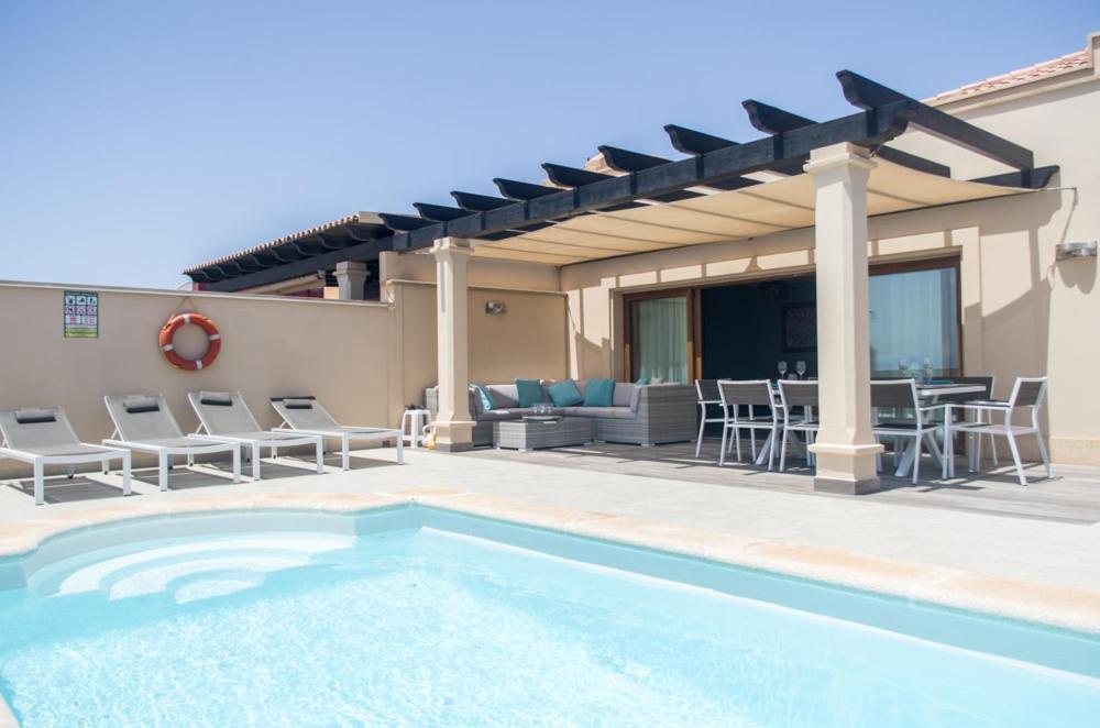 Luxurious Villa With Amazing Sea View And Pool Caleta De Fuste Dış mekan fotoğraf